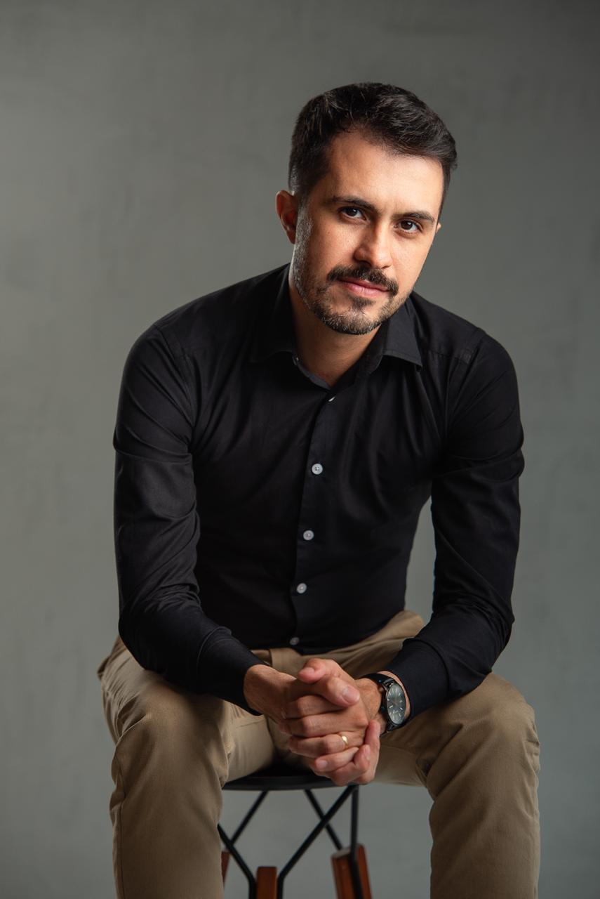Leandro Tossi Rigelo, executivo e consultor de negócios